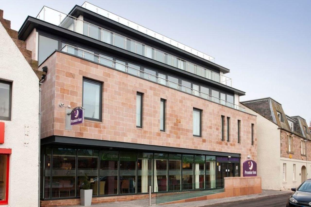 Premier Inn Inverness Centre - River Ness מראה חיצוני תמונה