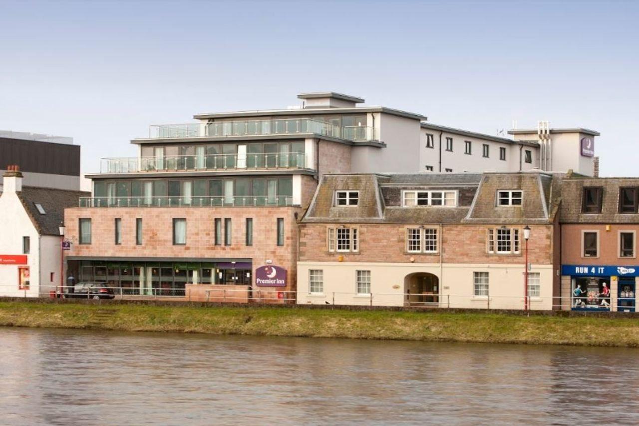 Premier Inn Inverness Centre - River Ness מראה חיצוני תמונה