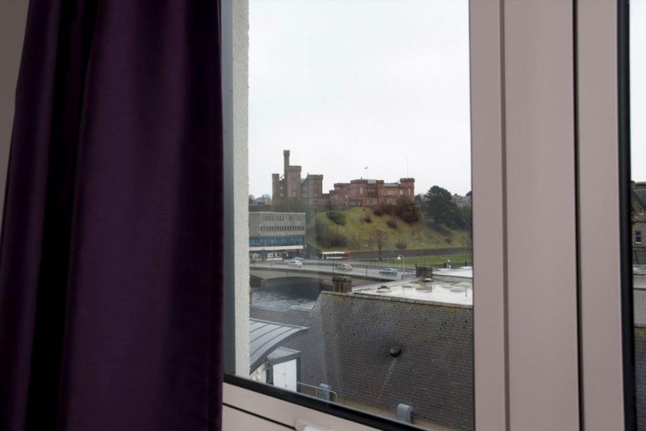 Premier Inn Inverness Centre - River Ness מראה חיצוני תמונה