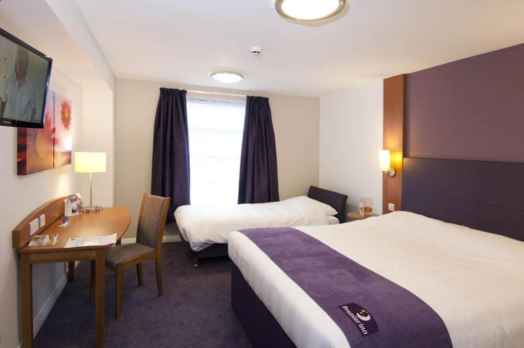 Premier Inn Inverness Centre - River Ness חדר תמונה