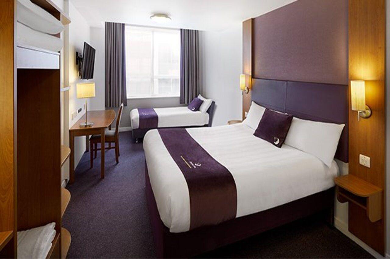 Premier Inn Inverness Centre - River Ness מראה חיצוני תמונה